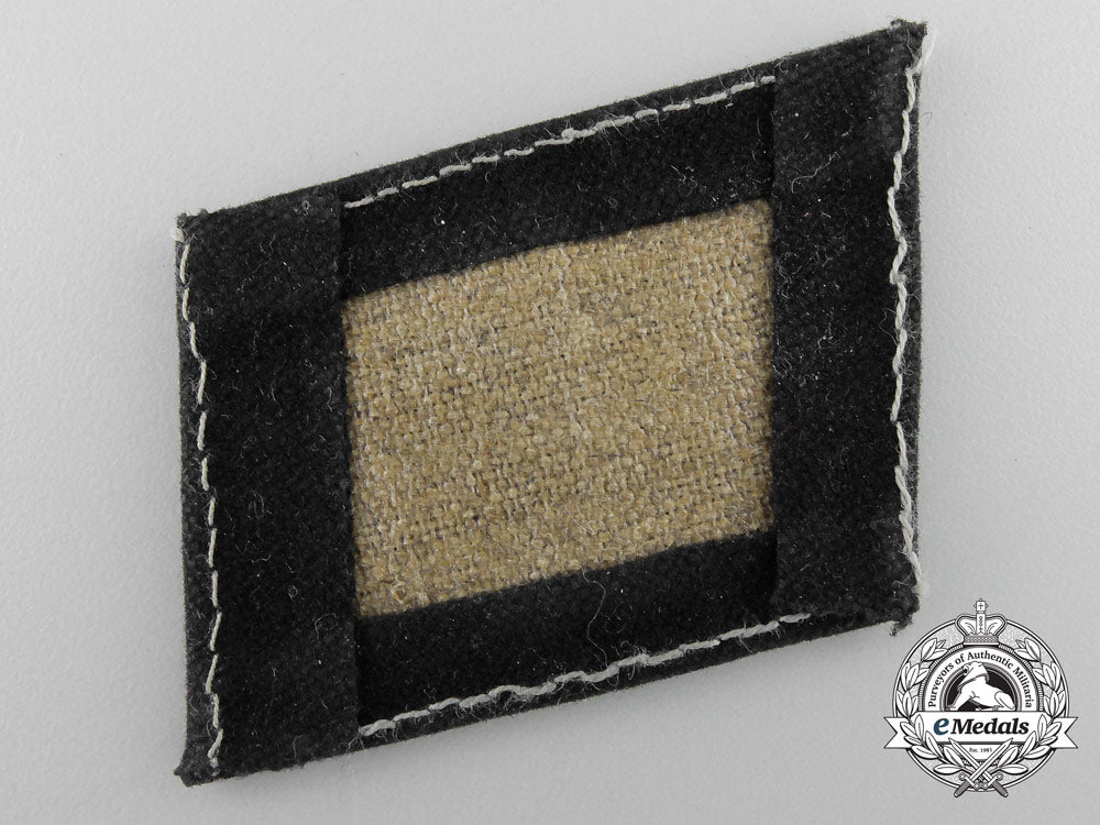a_collar_tab_of_the29_th._waffen-_ss_grenadier_division_y_075