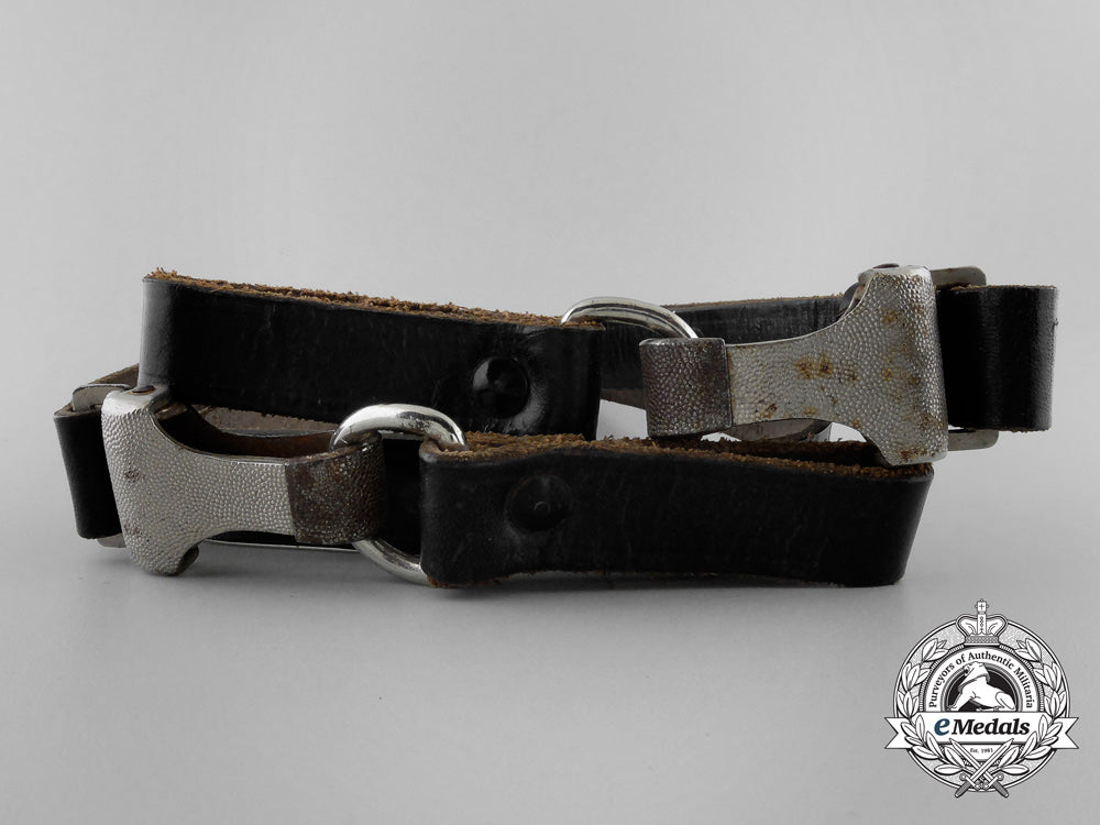 a_german_black_shoulder_strap_by_franke&_co.,_lüdenscheid_y_572