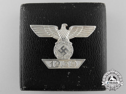 a_clasp_to_the_iron_cross1939;_first_class_by_funcke&_brüninghaus;_published_example_y_679