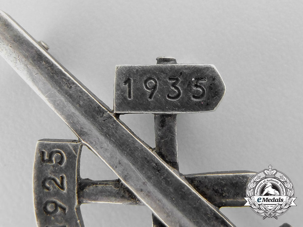a_scarce_gau_honor_badge_essen_in_silver_y_893