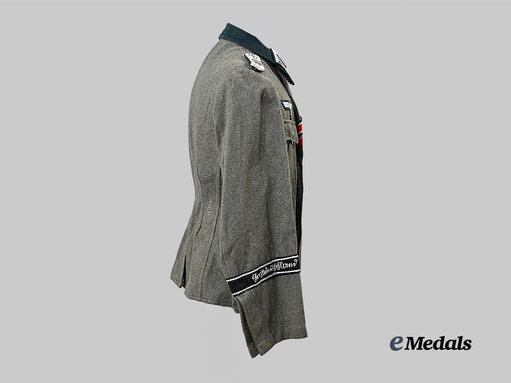 germany,_heer._a_rare_großdeutschland_division_service_tunic_for_a_leutnant_of_engineers,_late-_war_example_e_medals__g62717_6