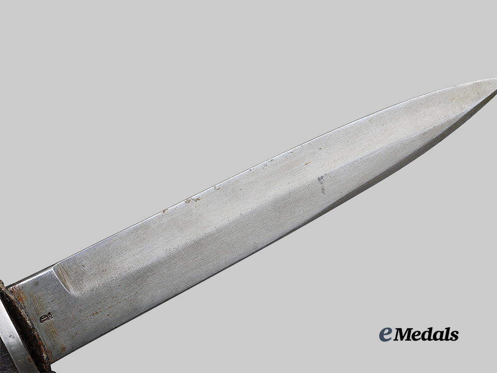 germany,_imperial._a_trench_knife_for_close_combat,_by_gottlieb_hammesfahr_e_medals__g62704_7