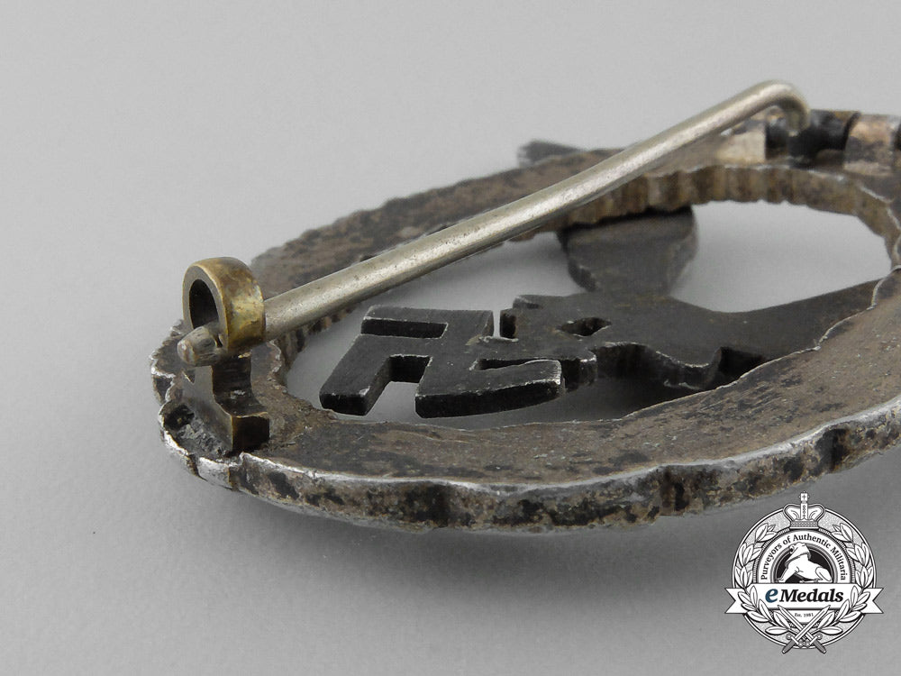 germany._an_early_luftwaffe_pilot's_badge_in_aluminum_by_assmann_z_212_1_1