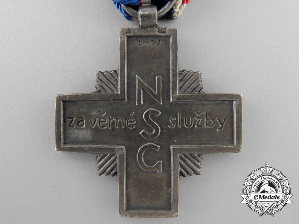 an1938_czech_loyal_service_cross_of_the_national_armed_guard;_silver_version_z_295