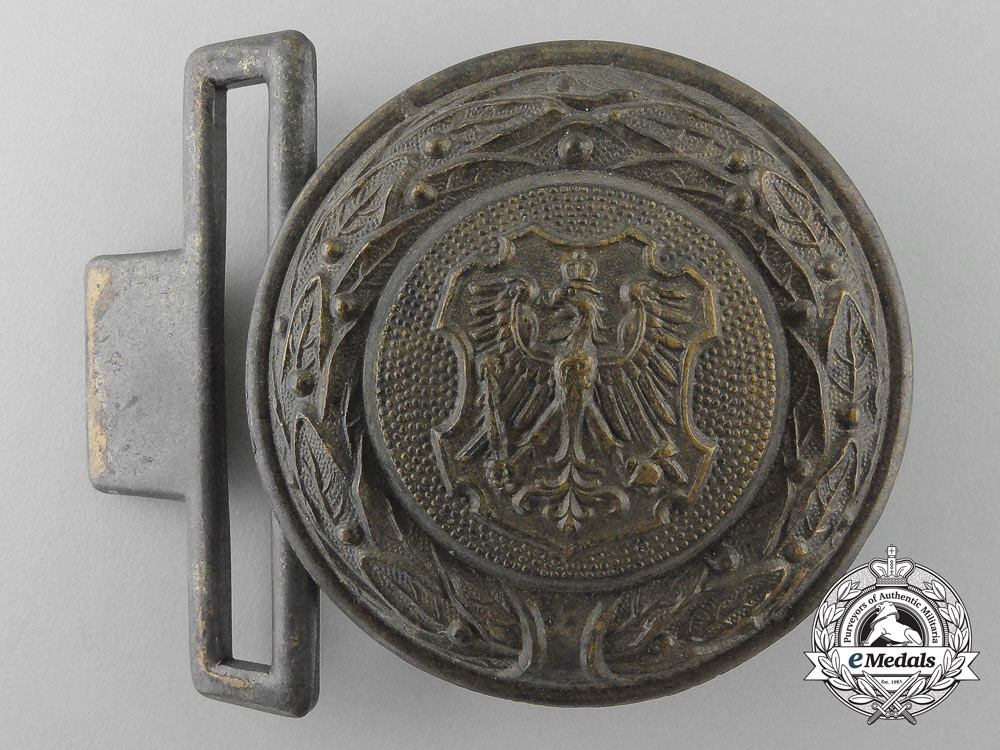 an_east_prussia_fire_defence_service_officer's_belt_buckle;_published_example_z_305