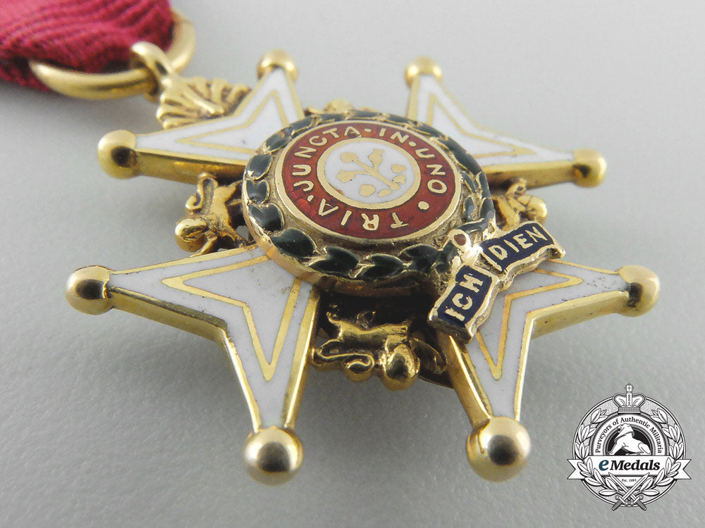 a_fine_miniature_order_of_the_bath_in_gold_z_487