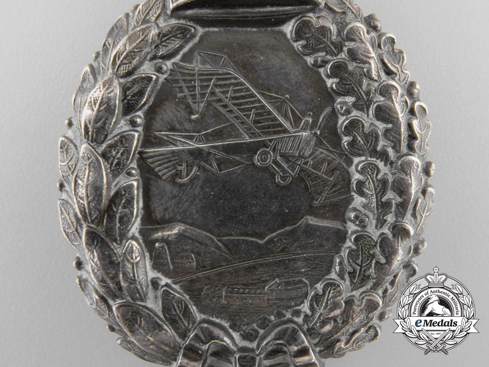 a_finely_engraved_first_war_prussian_pilot's_badge_to_erich_richten_who_was_downed_in_june1917_z_517