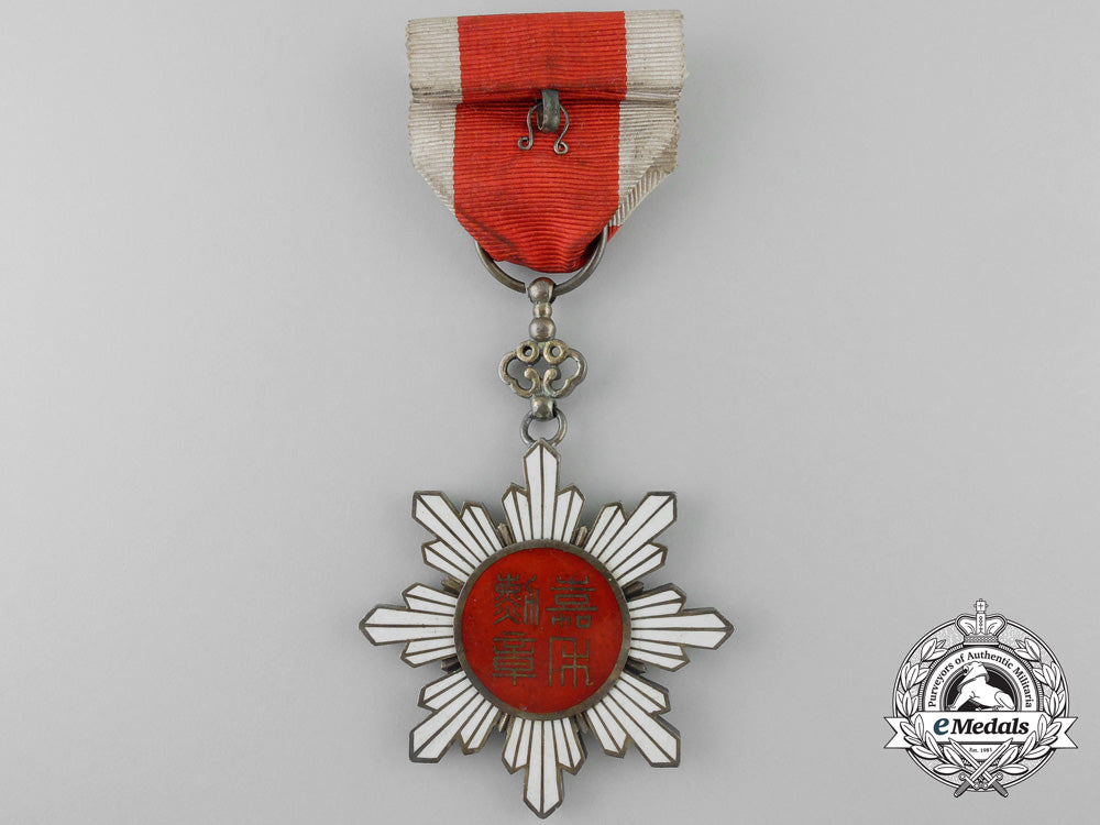 a_chinese_order_of_the_precious_brilliant_golden_grain;6_th_class_with_case_z_539