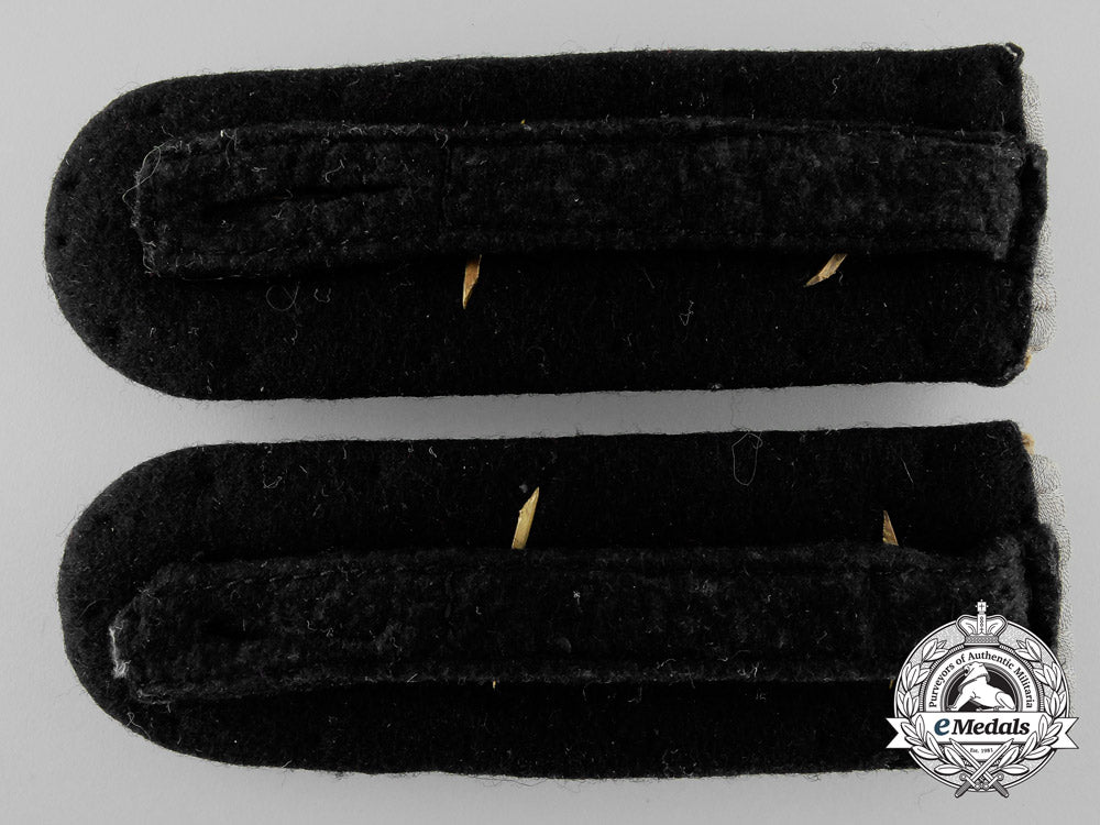a_set_of_waffen-_ss_infantry_senior_storm_leader(_hauptsturmführer)_shoulder_boards_z_574