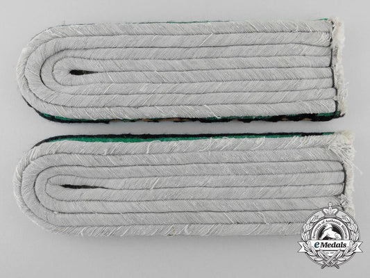 an_early1940_s_set_of_waffen-_ss_mountain_infantry_second/_junior_storm_leader_shoulder_boards_z_576