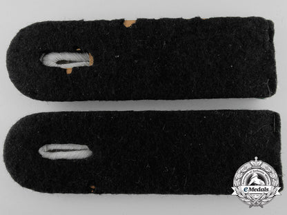 an_early1940_s_set_of_waffen-_ss_mountain_infantry_second/_junior_storm_leader_shoulder_boards_z_577