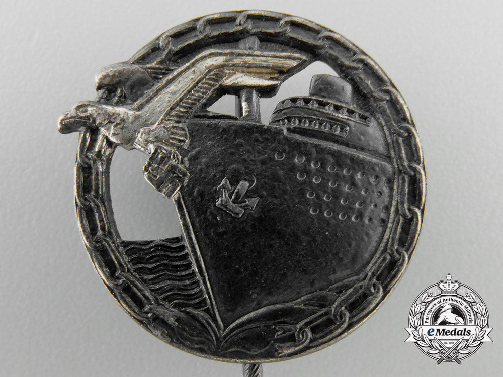 a_miniature_kriegsmarine_blockade_runners_badge_z_662