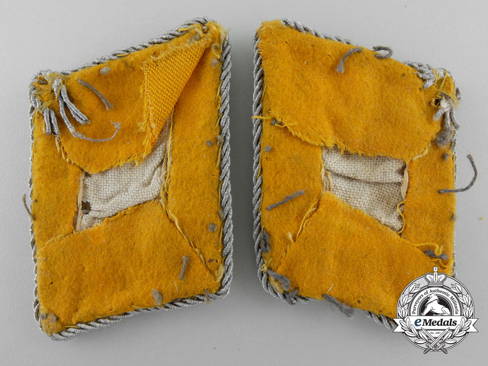 a_lot_of_officer’s_visor_cap&_tunic_insignia_from_the_estate_of_hauptmann_karl_danielsen,11._fallschirmjäger_regt.5_z_840